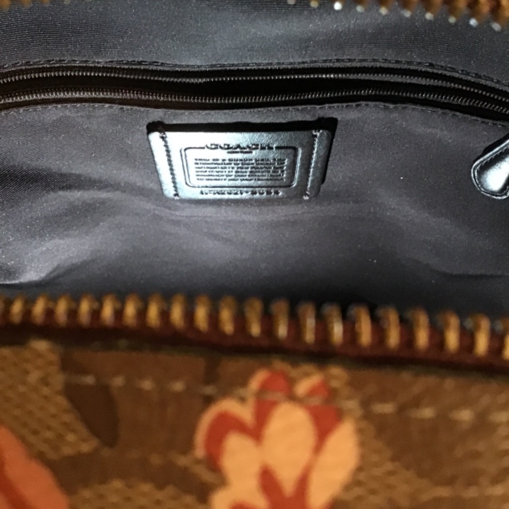 🔥Coach, backpack, see all photos, new cond. gorgeous coach pattern - Picture 8 of 9